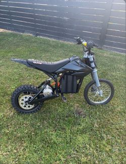 72v razor (trades)