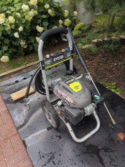 Ryobi 2700 PSI gas powered pressure washer