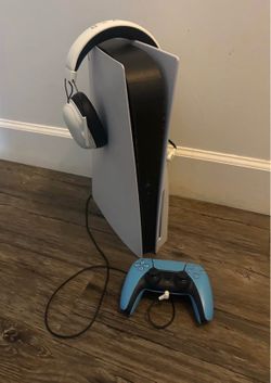 PS5 Bundle - 2TB + Controller + Headset + Webcam