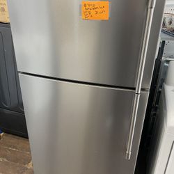 Maytag Stainless Steel Refrigerator Top Freezer New Open Box 