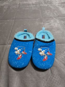 Sonic slippers