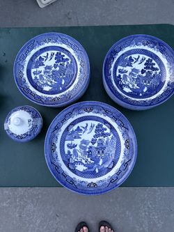 Blue Willow plates, Cups, Etc