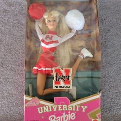 University BARBIE Nebraska Barbie -cheerleader