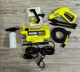 1800 PSI 1.2 GPM Cold Water Corded Electric Pressure Washer
