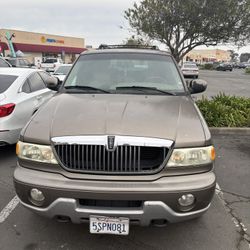 2002 Lincoln Navigator 