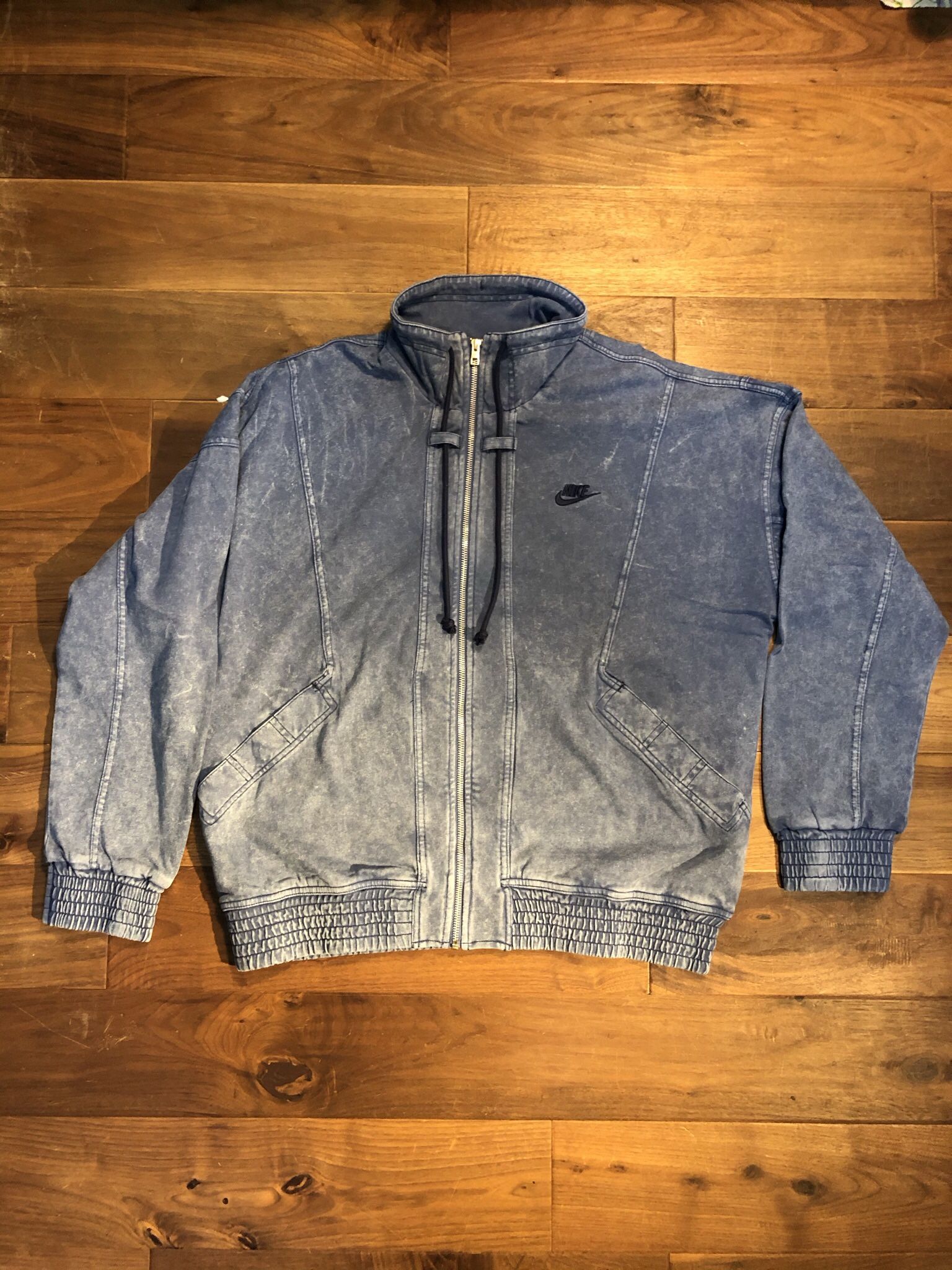 Nike Archives Challenge Court Reissue Jacket Agassi CV4353-442 Men’s Size M LAVA