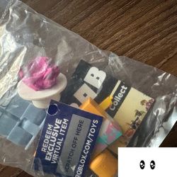 Roblox: Rainbow Barf Face Toy code (Make Offer)