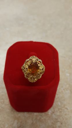 18k Yellow Gold Topaz Ring