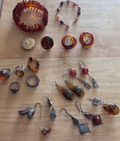 AMBER JEWELRY