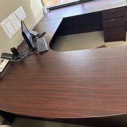 U-Shaped Office Desk