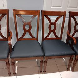 4 SOLID WOOD DINNING CHAIRS, STURDY 
