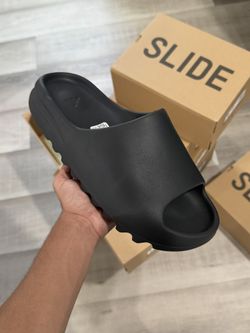 yeezy slides