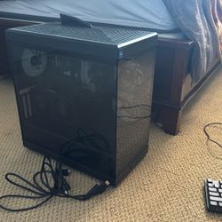 IBuyPower Pc  In Really Good Condition Just Needs A Clean Because It’s Dusty