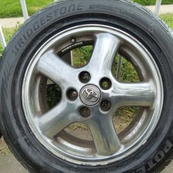 16" 5x114.3 Toyota Camry Wheels And Tires 