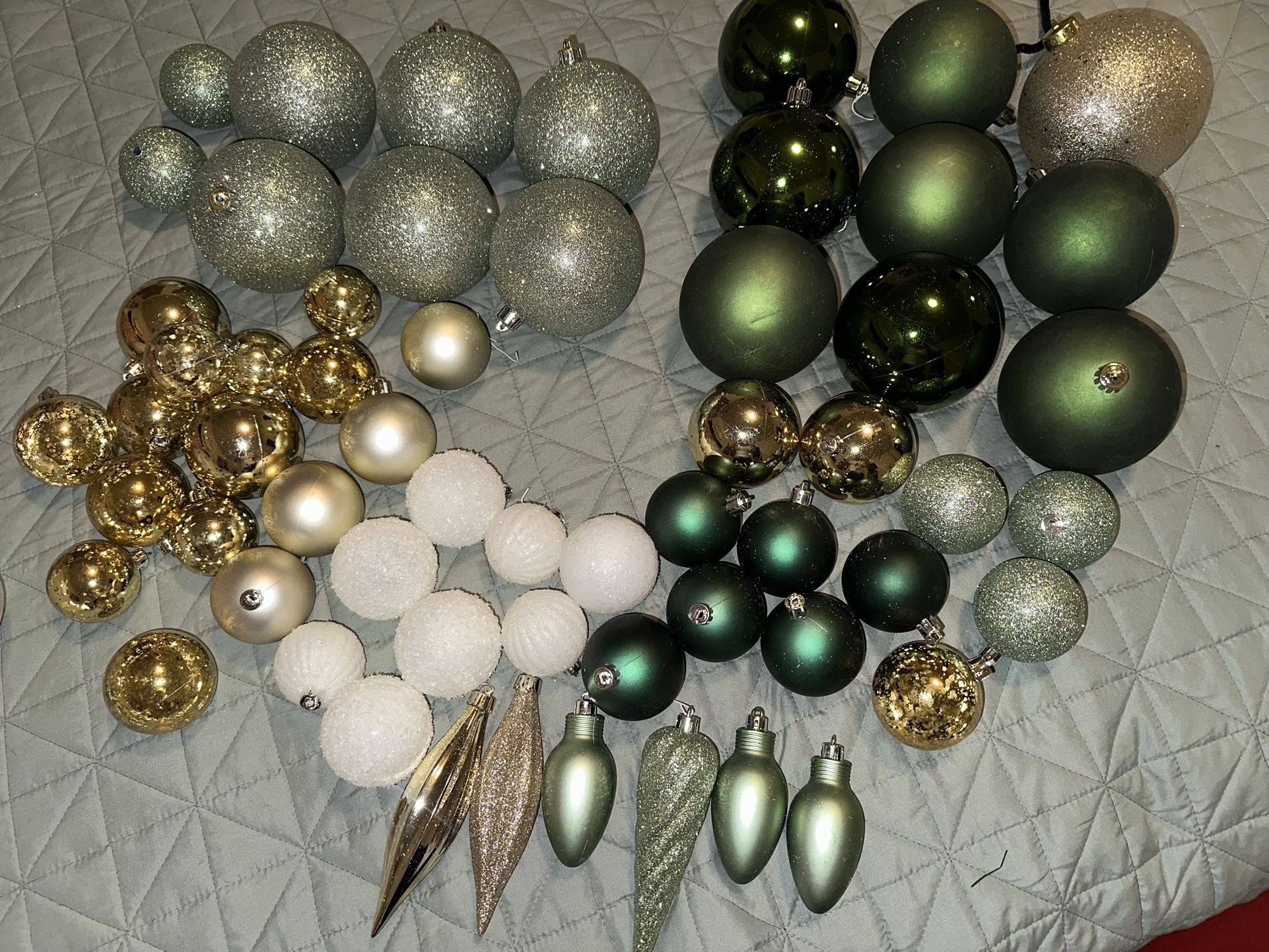 Shatter Proof Ornaments