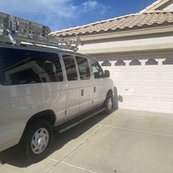 2012 Ford E-350