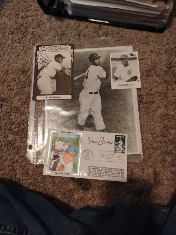 Ernie Banks Baseball Memorbilia feat (1) authentic Ernie Banks Autograph.