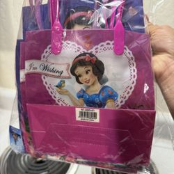 Snow White Party Supplies