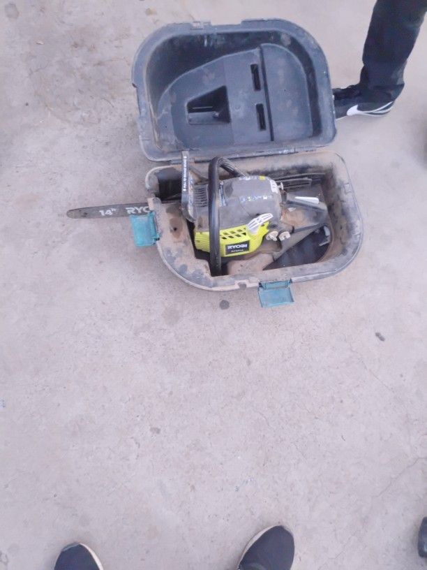 Ryobi Chainsaw 