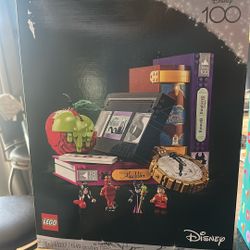 LEGO /DISNEY 100