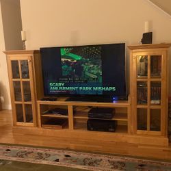 TV Hutch