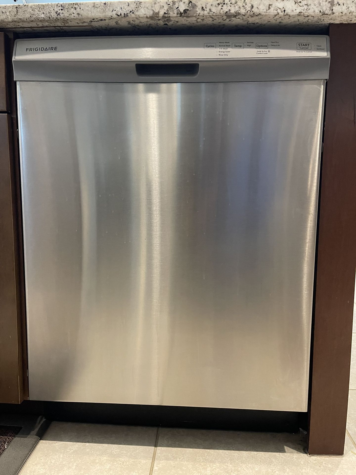 Frigidaire 24inch Built-In Dishwasher 
