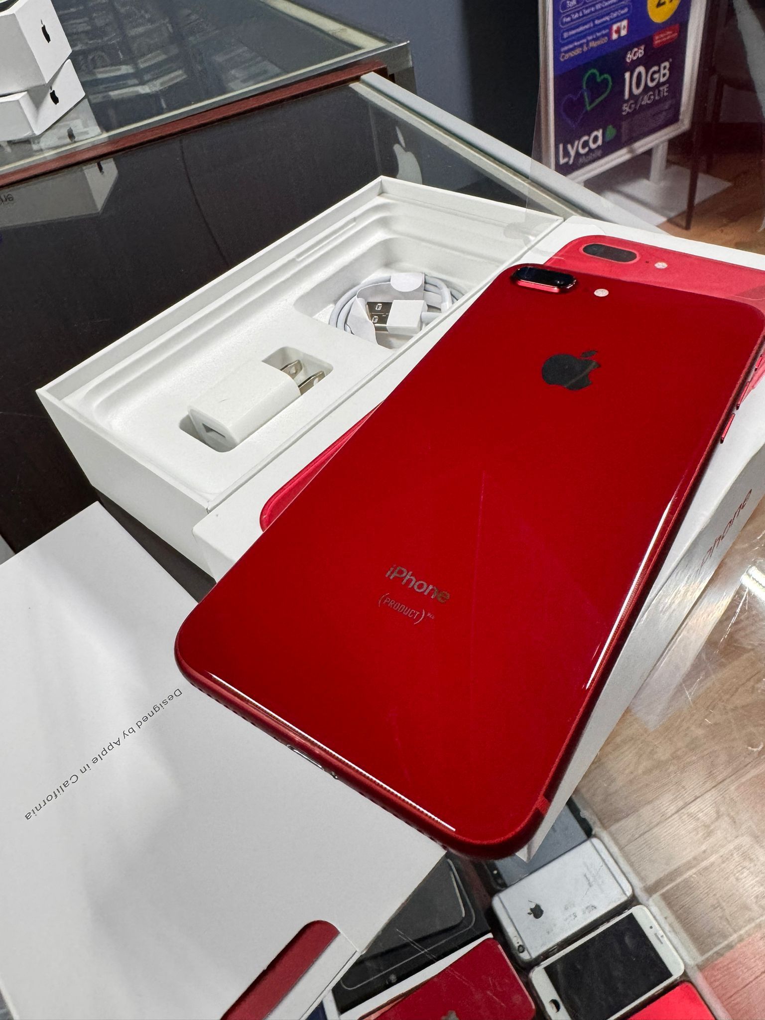 iPhone 8 Plus Red