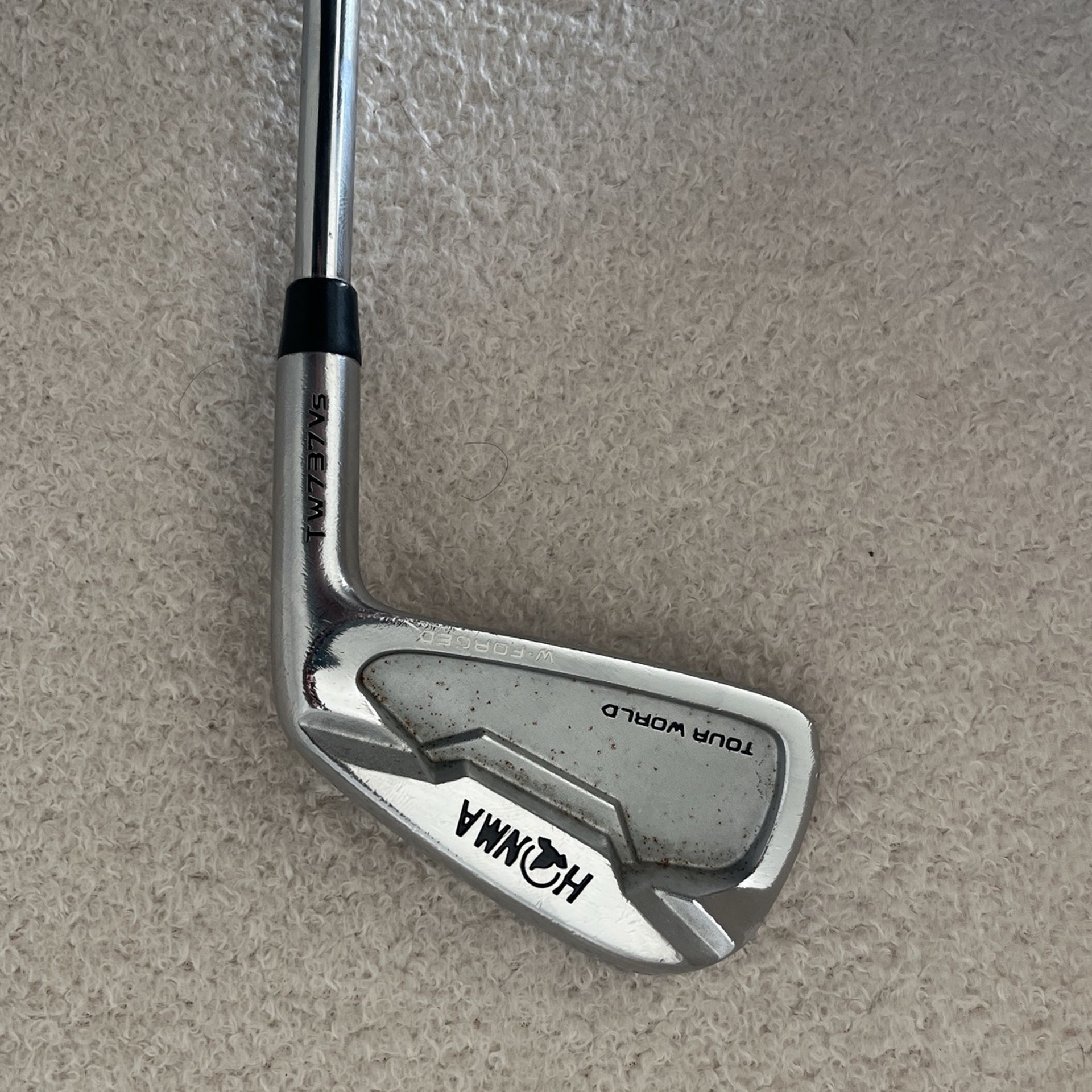 Honma Tour World 4 Iron