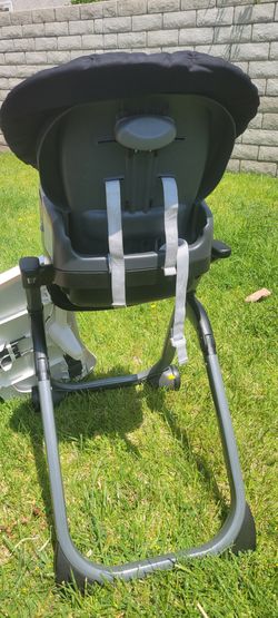 Graco High Chair Feeding 