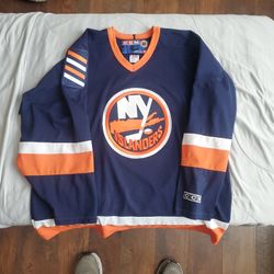 vintage hockey  jersey  1(contact info removed).  xl