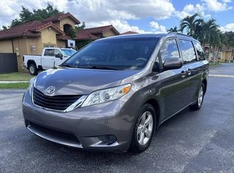 2014 Toyota Sienna