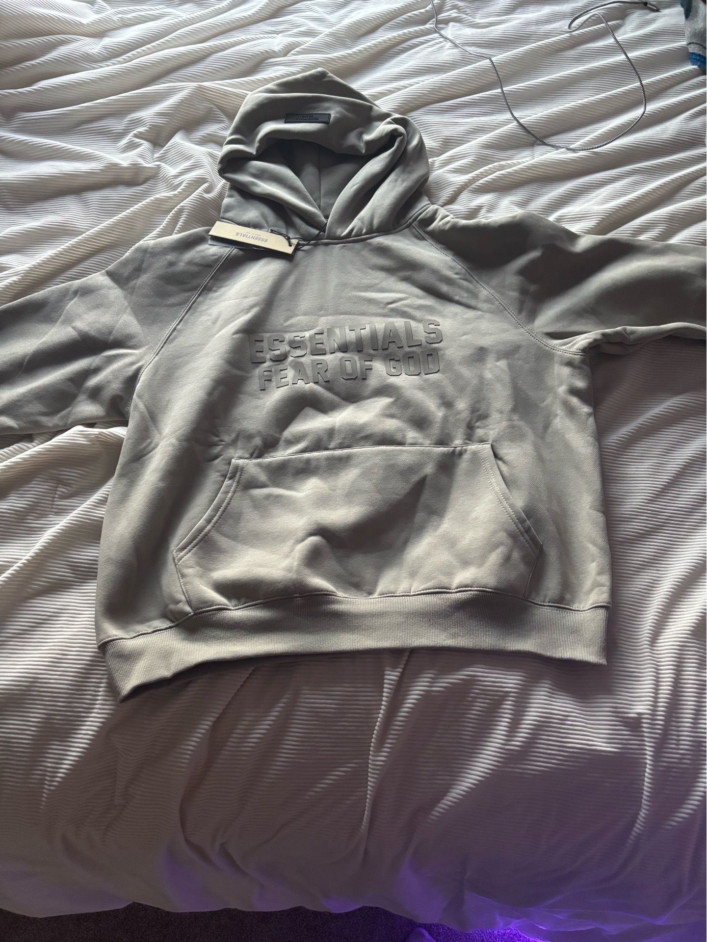 Essential hoodie