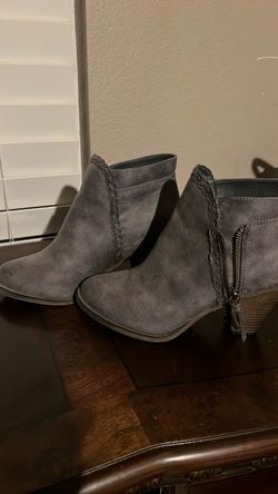 MIA Gray Suede Ankle Boots – Size 8.5 – Excellent Condition