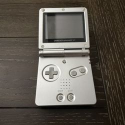 Game Boy Advance SP