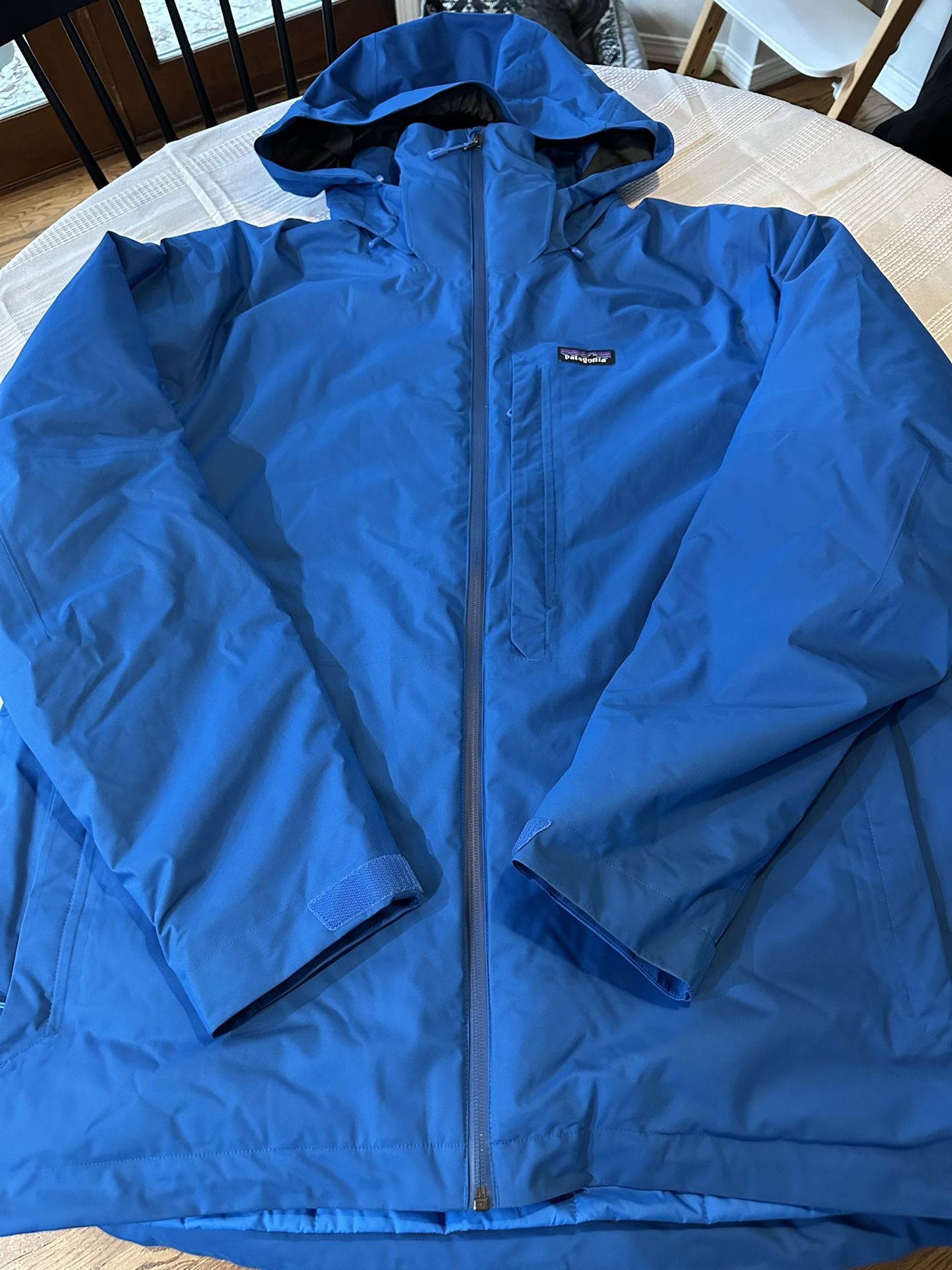 Men’s Patagonia snow/ski Jacket & Pants XXL