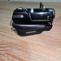 Samsung HMX-F90 Camera