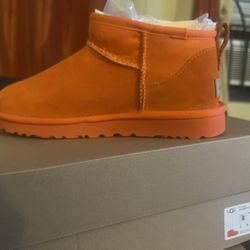 Classic Ultra Mini Ugg 