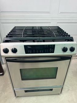 Whirlpool 30”WIDE GAS RANGE STOVE STAINLESS STEEL