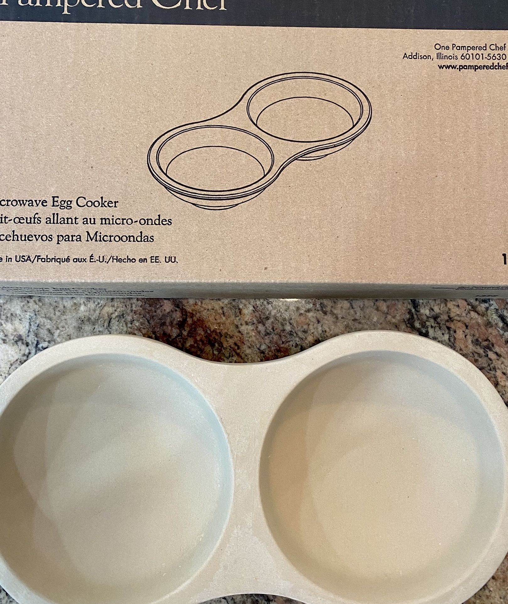 Pampered Chef Microwave Egg Cooker