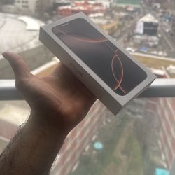 iPhone 16 Pro Max 256GB UNLOCKED Brand New Factory Sealed 