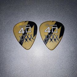 Metallica 40th year anniversary "40 Years Strong” guitar pick 12/17/2021 chase c