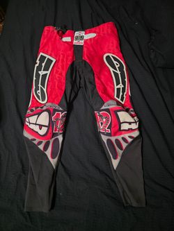 Motorcycle pants