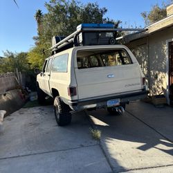 1989 Chevy Suburban 