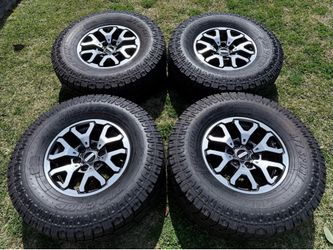 (4) 17” Ford Raptor Wheels 315/70R17 Pro Comp All Terrain Tires