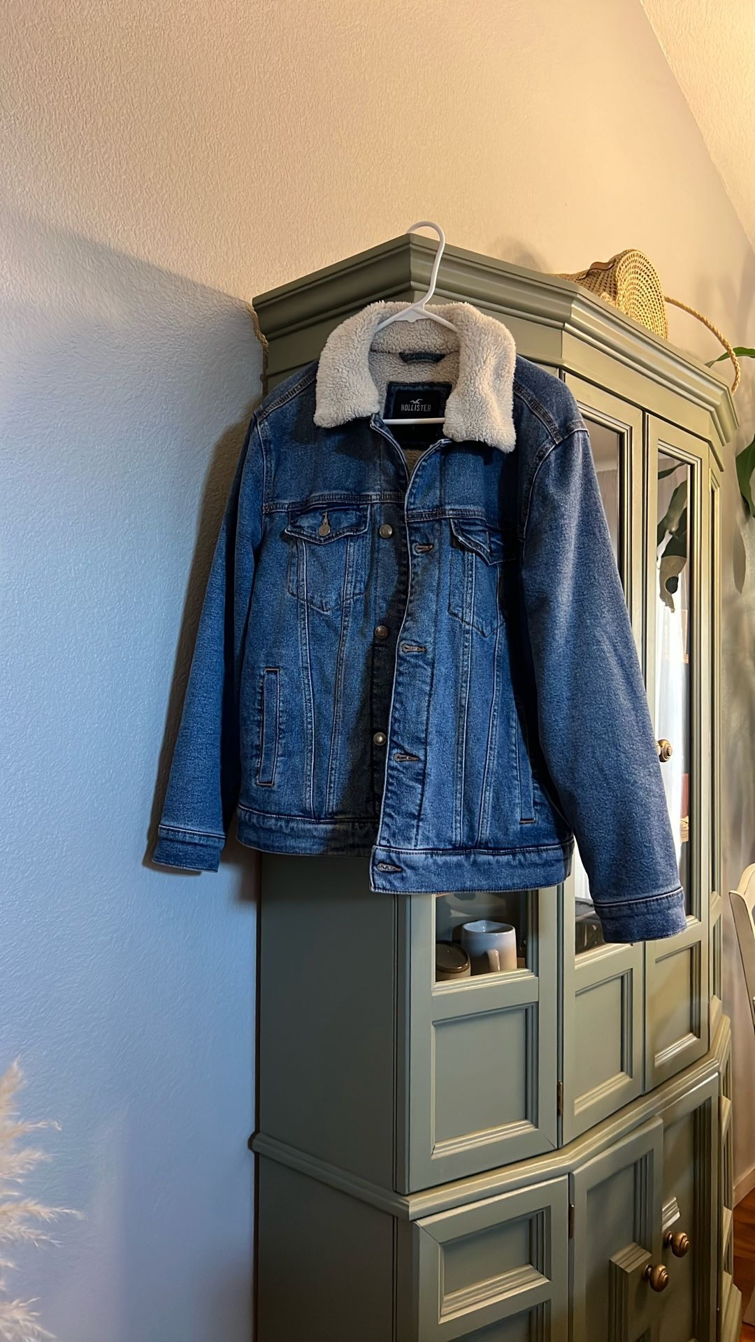 Hollister Jean/ Sherpa Jacket