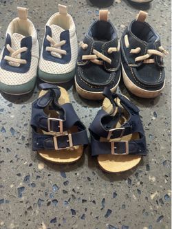 Carter’s baby shoes