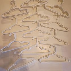 117 WHITE  KIDS/BABY HANGERS