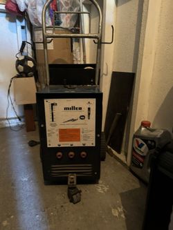 Miller Arc Welder Thunderbolt 225V
