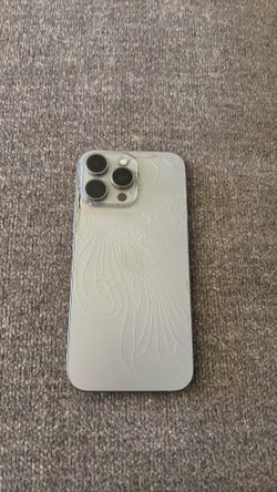 iPhone Pro Max 16
