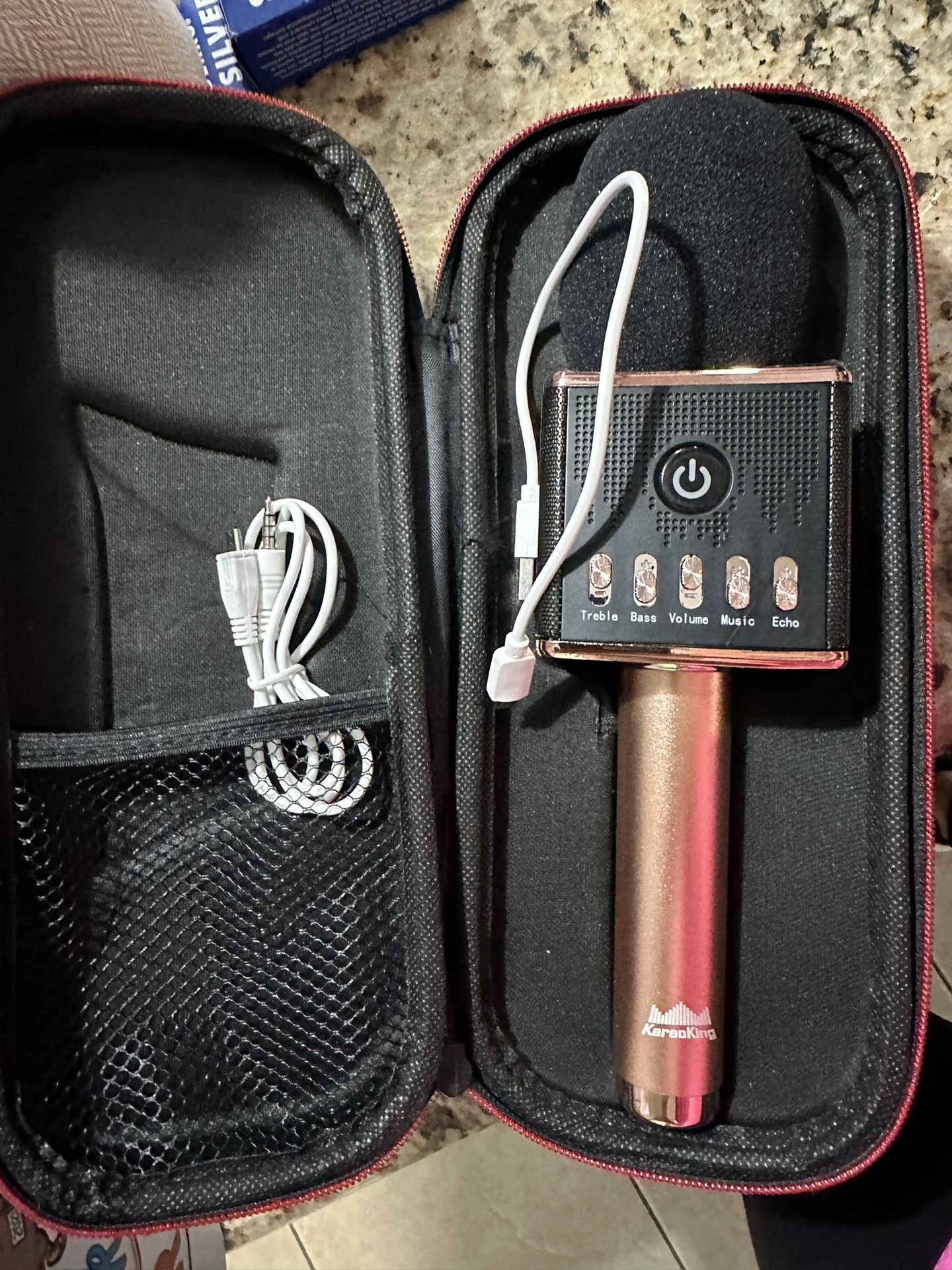 Karaoke Bluetooth Microphone